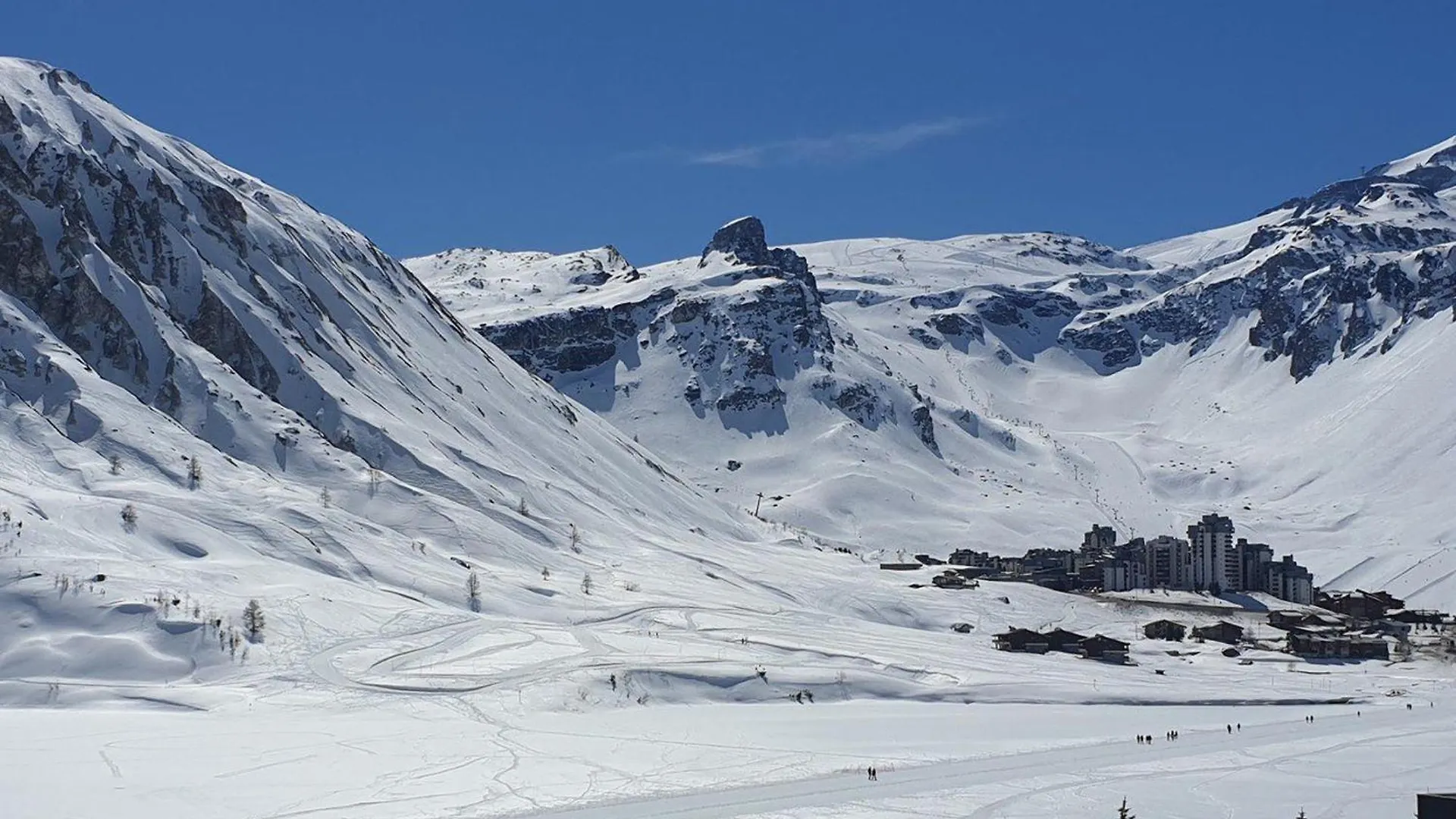 Appartement Au Centre De Tignes Avec Terrasse Et Wifi - Fr-1-641-82 Apartmán